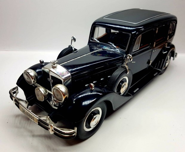 1/18 Horch 851 Pullman Ricko kiads autmodell 