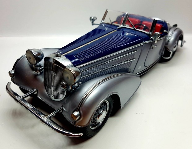 1/18 Horch 855 Sun Star kiads autmodell 