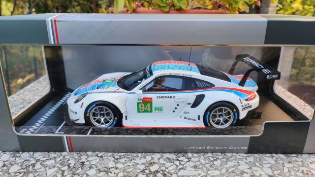 1:18 Ixo Porsche 911 RSR #94 Le Mans 2019