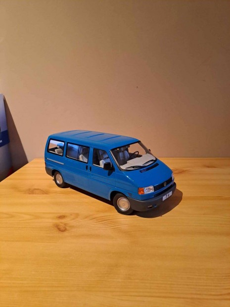 1:18 KK Scale VW T4 Transporter modell