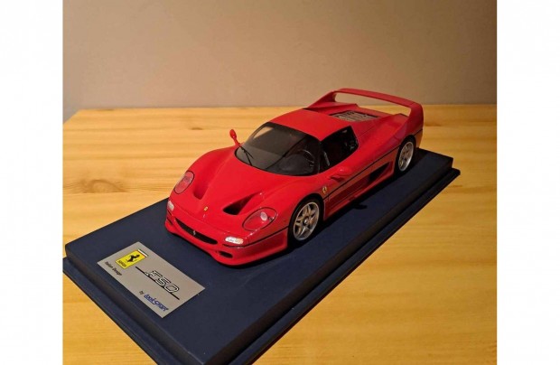 1:18 Looksmart Ferrari F50 modell