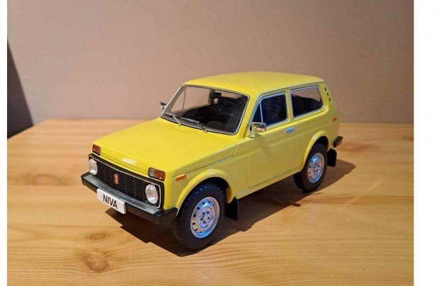 1:18 MCG Lada Niva modell