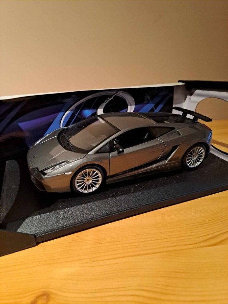 1:18 Maisto Lamborghini Gallardo Superlaggera modell