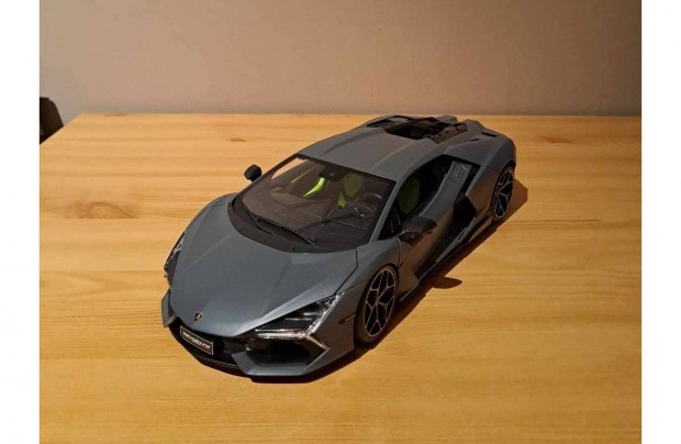 1:18 Maisto Lamborghini Revuelto modell