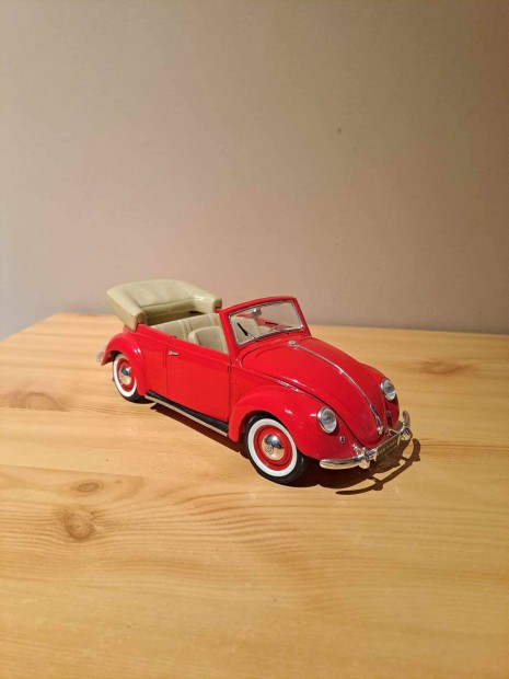 1:18 Maisto Volkswagen Bogár VW modell