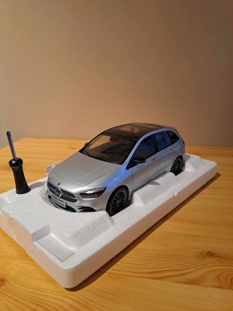 1:18 Mercedes B-klasse modell