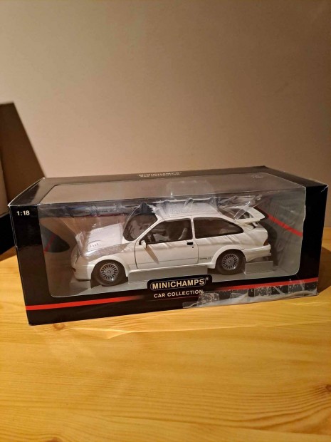 1:18 Minichamps Ford Sierra RS Cosworth modell