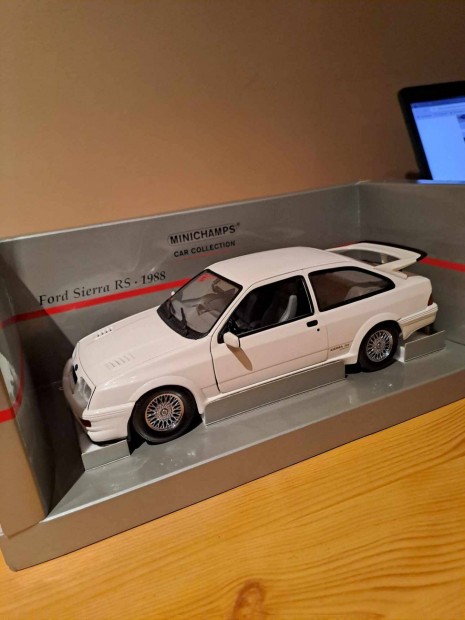 1:18 Minichamps Ford Sierra RS modell