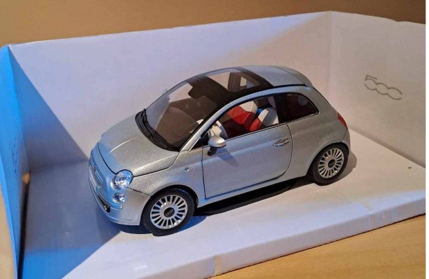 1:18 Mondo Motors Fiat 500 modell