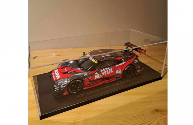 1:18 Nissan GT-R Super GT500 Motul modell