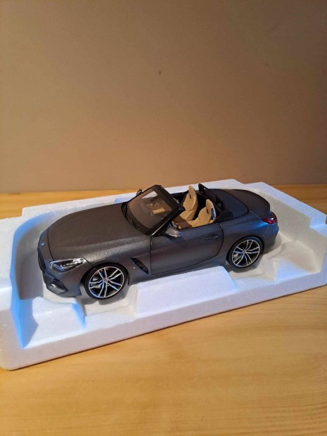 1:18 Norev BMW Z4 modell