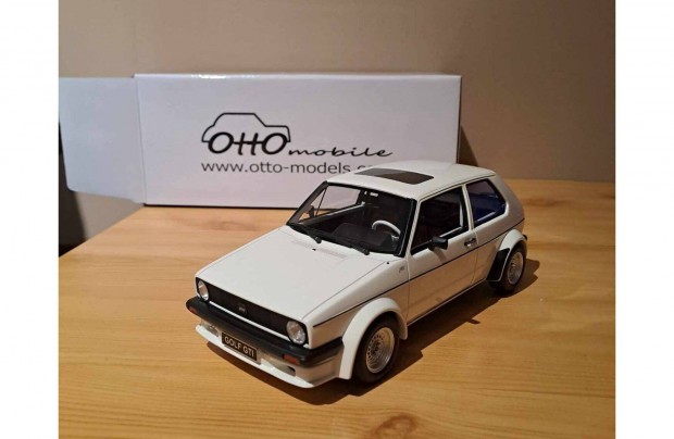 1:18 Ottomobile Volkswagen Golf 1 ABT modell