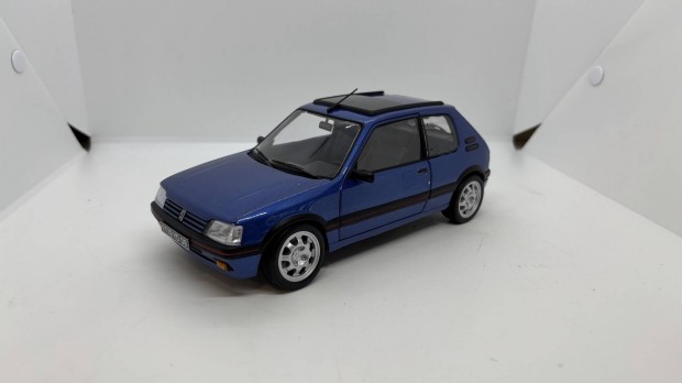 1:18 Peugeot 205 GTI