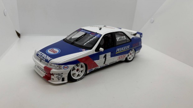 1:18 Peugeot 405 MI16 Super Tourisme 