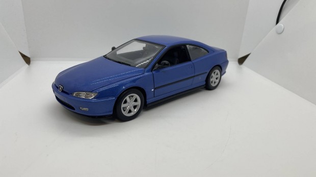 1:18 Peugeot 406 Coupe