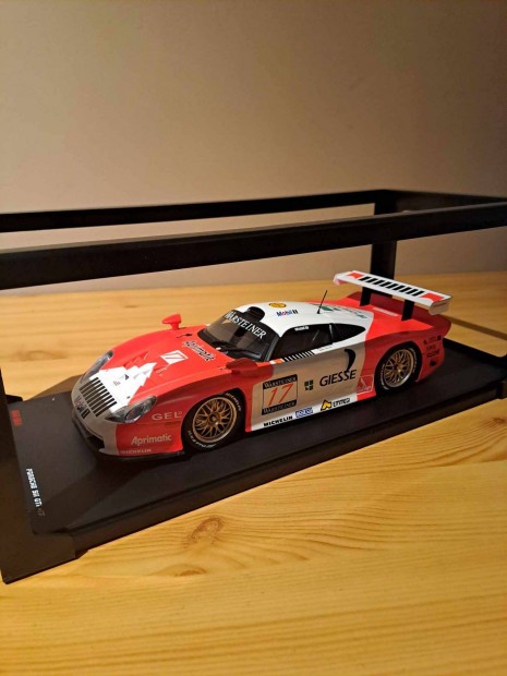 1:18 Porsche 911 GT1 modell 1/18