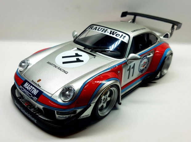 1/18 Porsche 911 RWB Solido kiads autmodell 