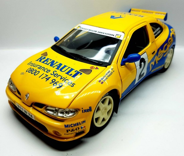 1/18 Renault Maxi Mgane Anson kiads autmodell 