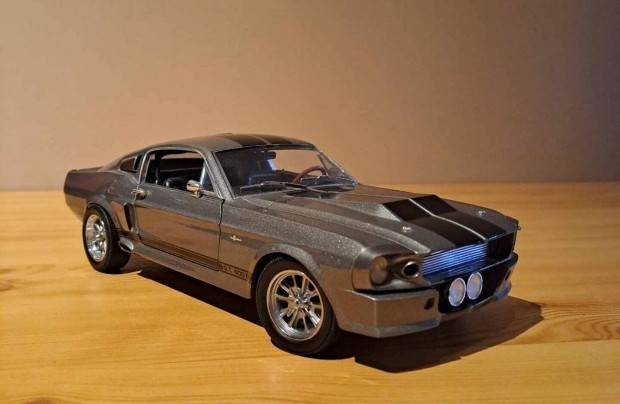 1:18 Shelby Collectibles Shelby GT500 Eleanor modell