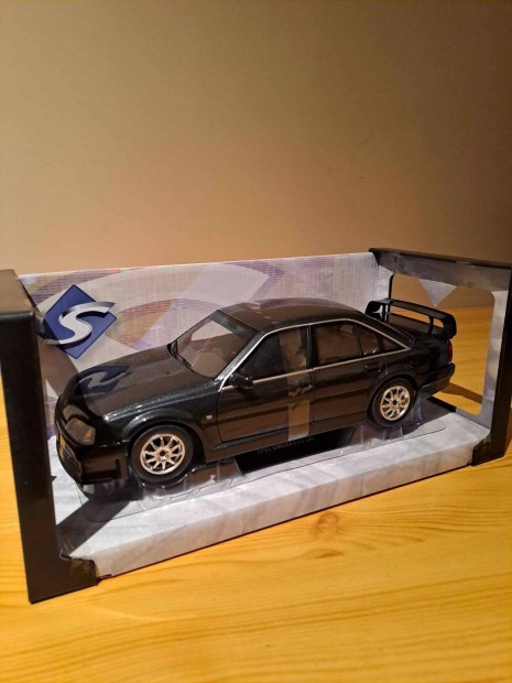 1:18 Solido Lotus Opel Omega modell