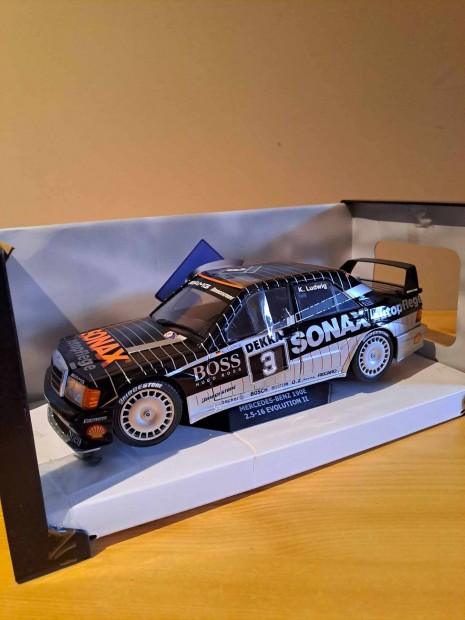 1:18 Solido Mercedes-Benz 190E Evo II