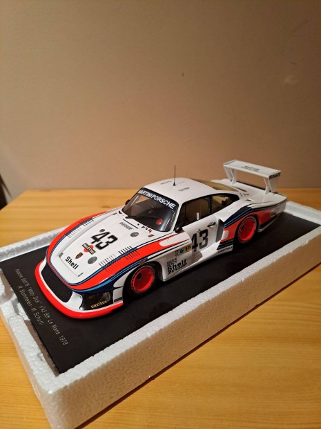 1:18 Spark Porsche 935/78 Moby Dick modell