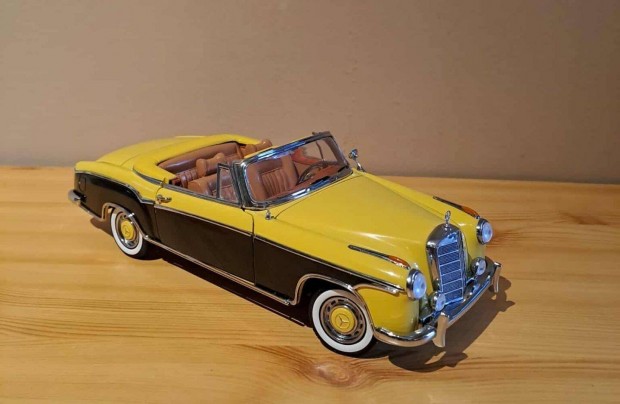 1:18 Sunstar Mercedes 220SE modell