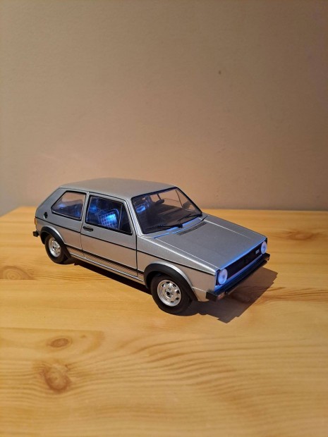 1:18 Sunstar Volkswagen Golf 1 GTI VW modell