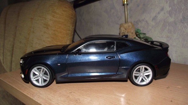 1:18 USA Aut modell Chevrolet camaro 2016 Autoworld