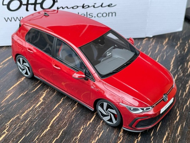 1:18 Volkswagen Golf GTI (2021) Otto Mobile autmodell