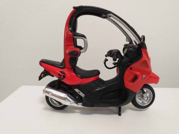 1/18 motor modell BMW C1