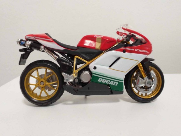 1/18 motor modell Ducati 1098