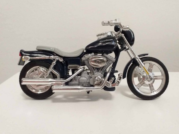 1/18 motor modell Harley Davidson Fxdwg Cvo