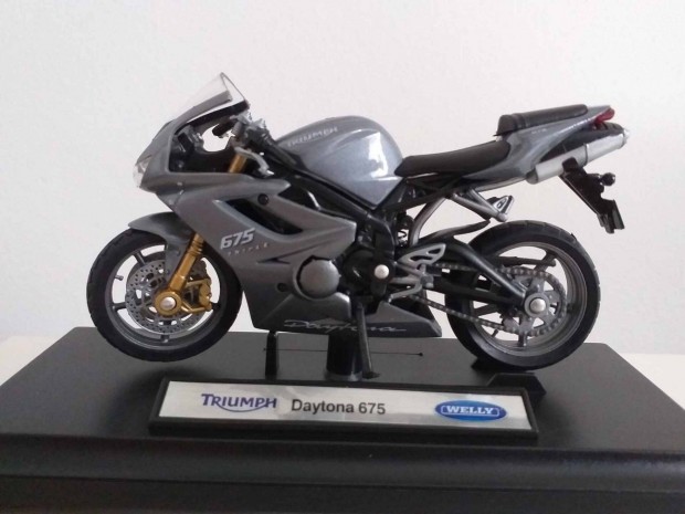 1/18 motor modell Triumph Daytona 675