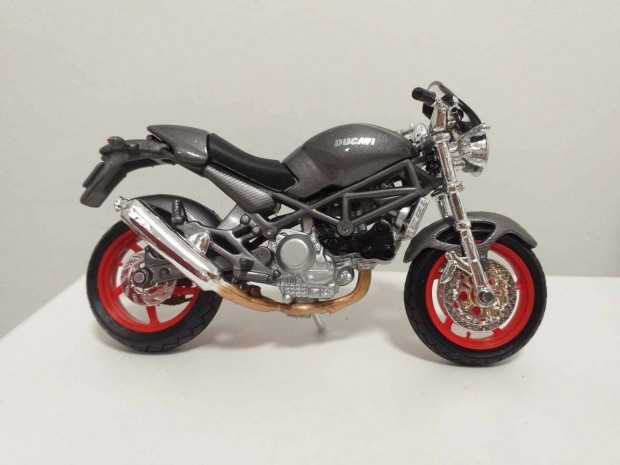 1/18 motor modell, Ducati Monster S4