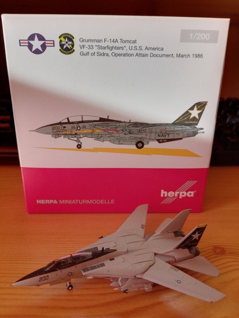 1:200 Herpa F-14A replgp modell elad