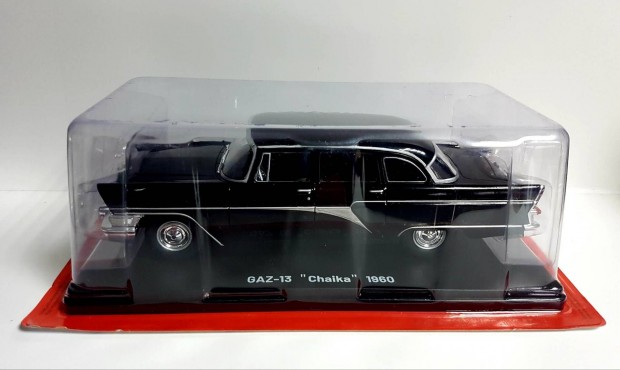 1/24 GAZ-13 'Chaika' Hachette kiads autmodell 