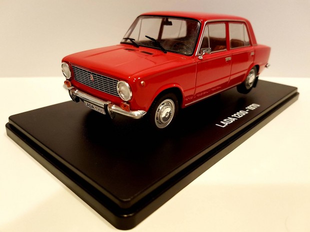 1/24 Lada 1200 Hachette kiads autmodell 