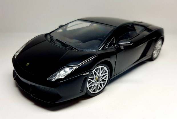 1/24 Lamborghini LP 560-4 autmodell 