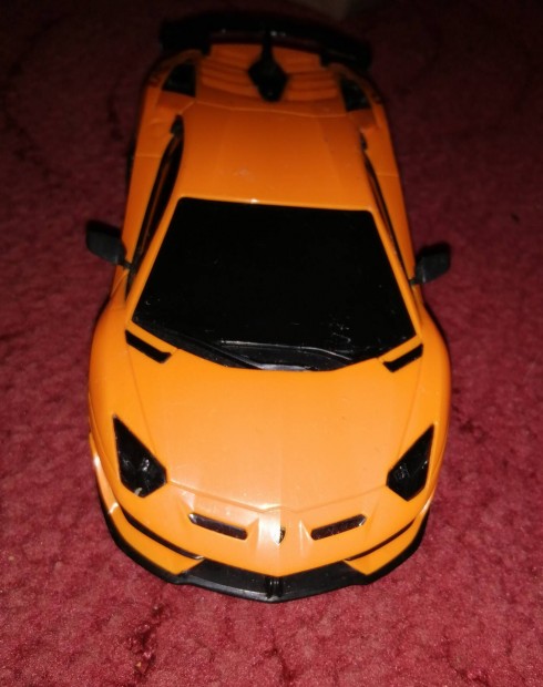 1/24 Lamborgini aut modell. 15cm kb. 