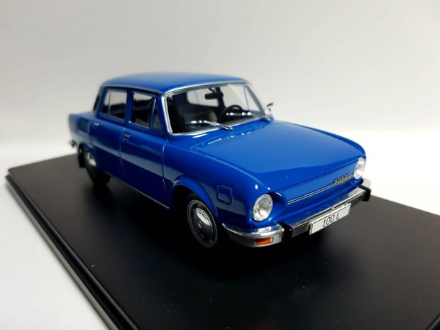 1/24 Skoda 100L Whitebox kiads autmodell 