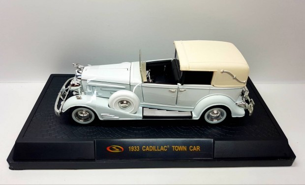 1/32 Cadillac Town Car (1933) autmodell 