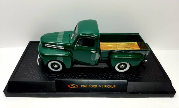 1/32 Ford F-1 Pick-up (1948) autmodell 