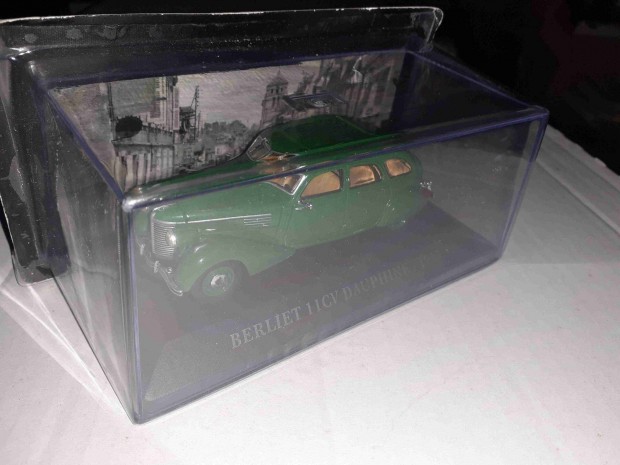 1/43 1:43 Ixo Berliet 11CV Dauphine 1939
