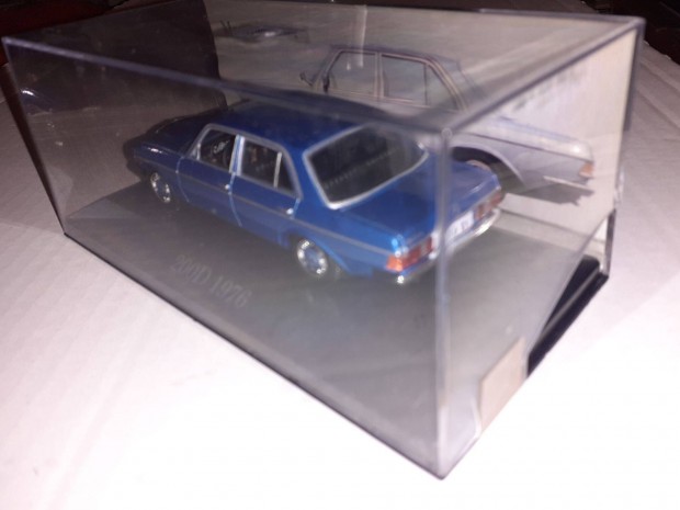 1/43 1:43 Ixo Mercedes W123 200 D / 220 SE