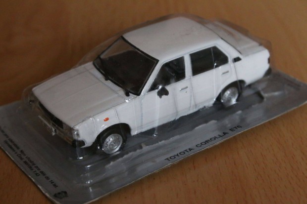 1:43 Deagostini Toyota Corolla E70 Retroautk modellaut