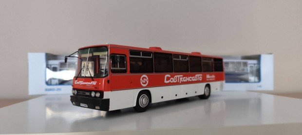 1/43 Demprice Ikarus 250.59 Sovtransavto autbusz modell