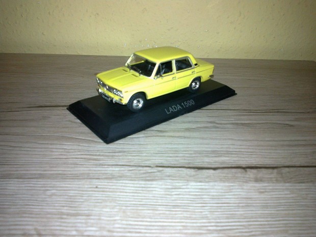 1:43 Lada 1500 modellaut Deagostini