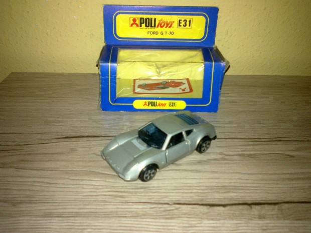 1:43 Politoys Ford GT-70 modellaut