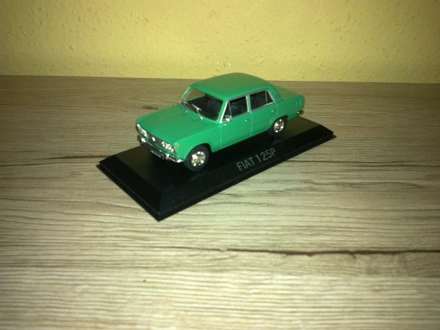 1:43 Polski Fiat 125 modellaut deagostini